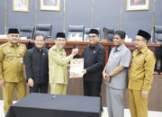 Rapat Paripurna Penyampaian Pendapat Akhir Fraksi, DPRD Kota Padang Sepakati Pencabutan Perda Nomor 5 Tahun 2003