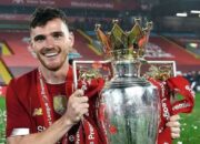Setelah 9 Tahun Penuh Trofi, Andy Robertson Resmi Tinggalkan Liverpool