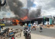 Toko dan Warung Makan di Pasar Silaut Hangus Terbakar, Kerigan Mencapai Rp 200 juta