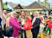Banjir Terjang Koto Kaciak Agam, Andre Rosiade Kirim Bantuan Sembako dan Sampaikan Duka untuk Warga
