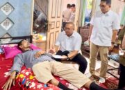 Andre Rosiade Beri Bantuan untuk Sopir Mobil Box Penderita Saraf Kejepit di Nanggalo