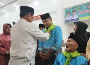 Bupati Padangpariaman, Lepas Jemaah Haji Kloter 14 ke Tanah Suci Mekah