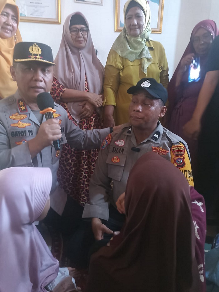 Apresiasi Aipda Dian Pitok, Kapolda Sumbar Wujudkan Harapan Lansia dan Anak Yatim