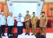 Pemkab Serah Terima Mahasiswa dan Mahsiswi PKL Poltekes