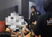 Satpol PP Razia Kafe Karaoke, Tak Berizin, 11 Perempuan Pengais Rezeki Malam Diamankan