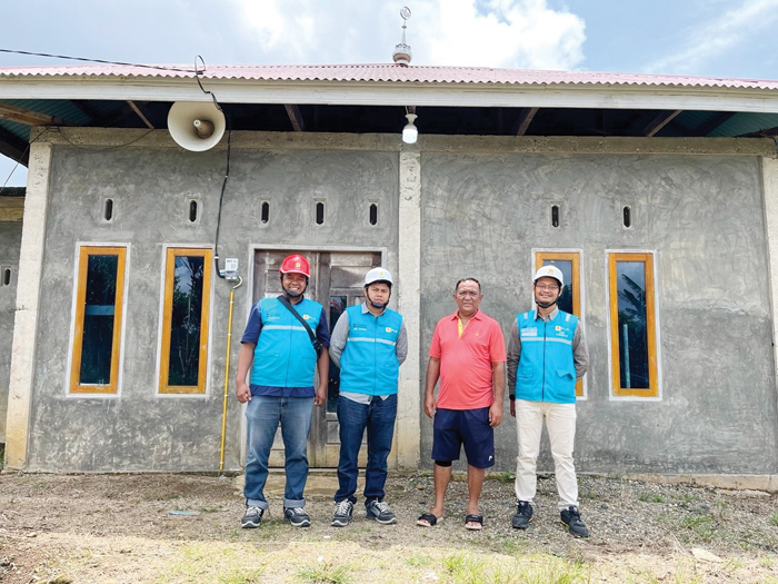 PLN UP3 Payakumbuh Nyalakan Listrik di Pelosok Tanah Datar, 15 KK di Tanjung Modang Kini Nikmati Terang Setelah Puluhan Tahun
