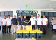 Pemko Pariaman Terima Tong Sampah dari PT Semen Padang