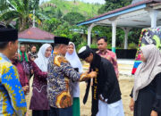 Hadiri Wisuda Alumni ke-30 Ponpes Salafiyah Bahrul Ulum, Bupati Tekankan Pentingnya Karakter dan Akhlak