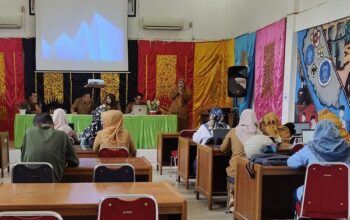 Bagi Operator Sekolah se-Kota Sawahlunto, Dinas Kominfo jadi Narasumber Uji Coba SPMB Online