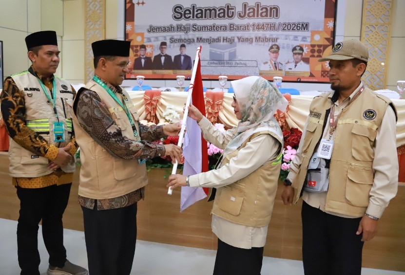 Lepas Jemaah Kloter 07, Kemenag Sumbar Dukung Penuh Penyelenggaraan Haji 2026