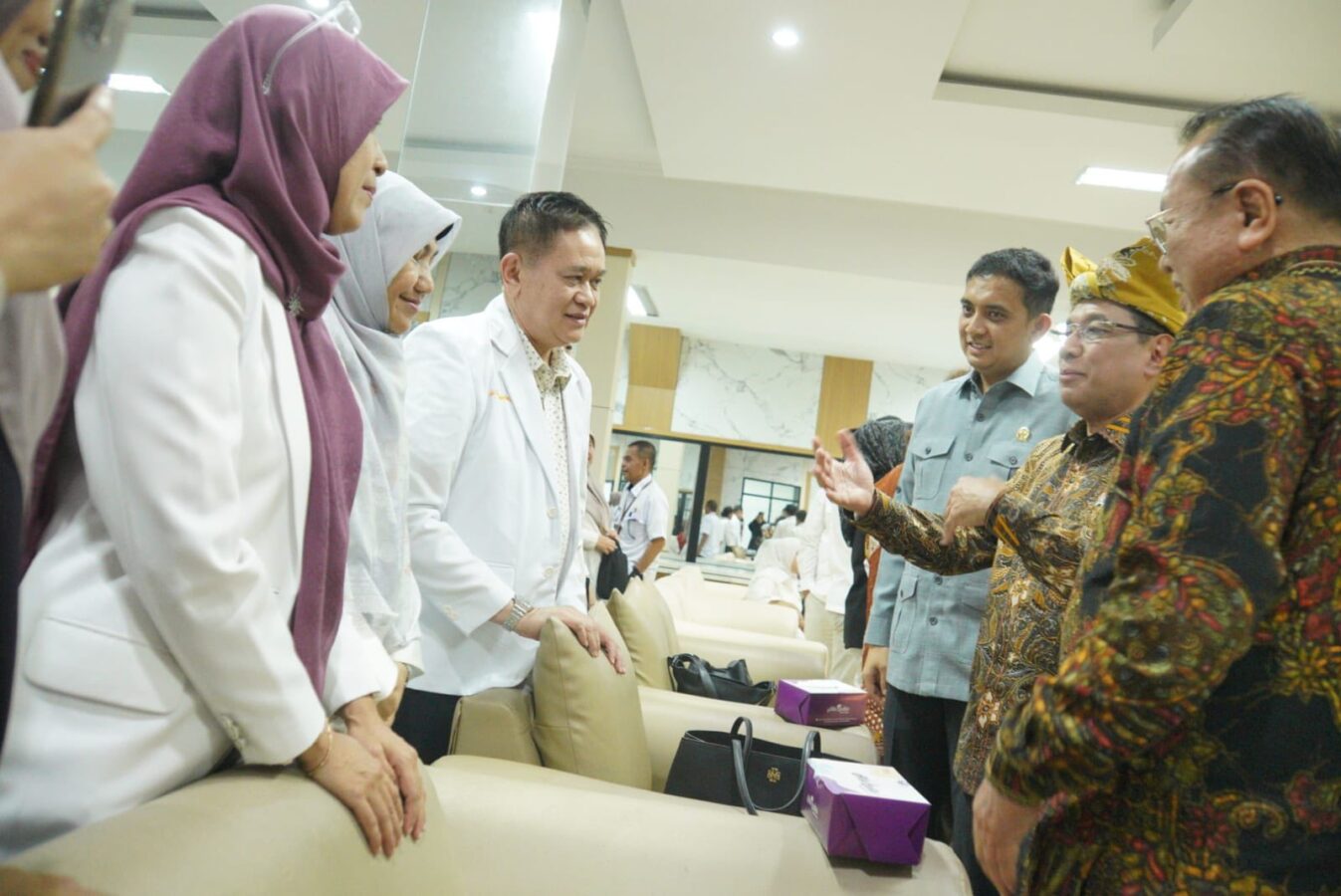 Kunjungi RSUD Padang Panjang, Wamenkes Tekankan SDM Kesehatan Berkualitas