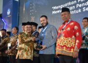 Fadly Amran Terima Penghargaan Kemendikdasmen, Kota Padang Raih Terbaik II Validitas Data Pendidikan