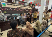 Pastikan Disiplin ASN, Wawako Allex Saputra Sidak ke Disperdakop UKM dan Disdukcapil