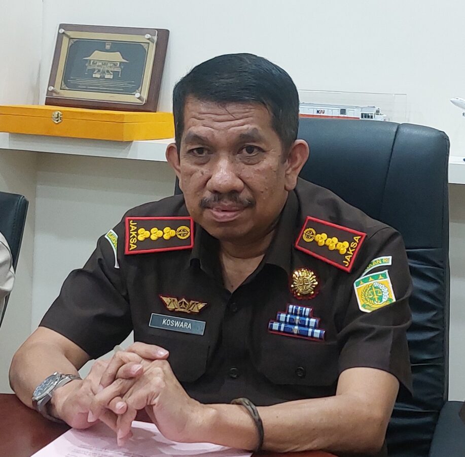 Kunker ke Jakarta, Ketua Fraksi Demokrat DPRD Sumbar dan Ketua BK Tidak Penuhi Panggilan ke-2 Kejari Padang