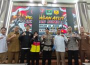 Perkuat Indonesia di Ajang Internasional, Pemprov dan KONI Sumbar Lepas Dua Atlet Karate Inkanas