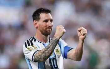 Lionel Messi Hattrick!, Argentina Gulung Aljazair 3-0