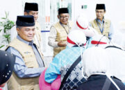 311 Jamaah Haji Agam Kloter 6 Tiba di Tanah Air