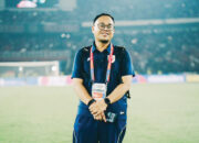 Dua Telepon, Satu Keputusan: Mengapa Saya Memilih Semen Padang FC