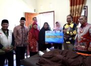Wako Hendri Arnis Besuk Kasimin, Salurkan Bantuan Rp35 Juta untuk Pemulihan Pascakebakaran