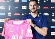 Burnley Degradasi, Tottenham Hotspur Resmi Datangkan Kiper Veteran Martin Dubravka Secara Gratis