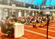 Jamaah Usia Emas Padati Masjid Raya Sumbar, Ikuti Kajian “Menata Hidup Menuju Husnul Khatimah”