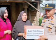 Dipimpin Langsung Kapolsek Iptu Adean Putra, Ketuk Pintu Rumah Warga Miskin di Gunung Tuleh Pasbar