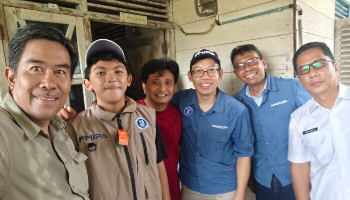 Disambangi Petinggi ITB, Anak Dusun di Mentawai Raih Kuliah Gratis