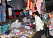 Bupati Sidak Pasar Pakandangan, Cek Harga Sembako