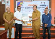 Delapan Parpol Penerima Hasil Pemilu, Wali Kota Serahkan Bantuan Partai Politik