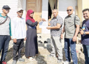 10 Tahun Berteman Tripleks dan Atap Bocor, Tangis Haru Destimar Terima Rumah Layak Huni PT Semen Padang