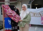 Dari Kecintaan pada Budaya Menjadi Gerakan Pemberdayaan, Diana Rita H. Kembangkan Batik Bukit Batu sebagai Identitas Daerah