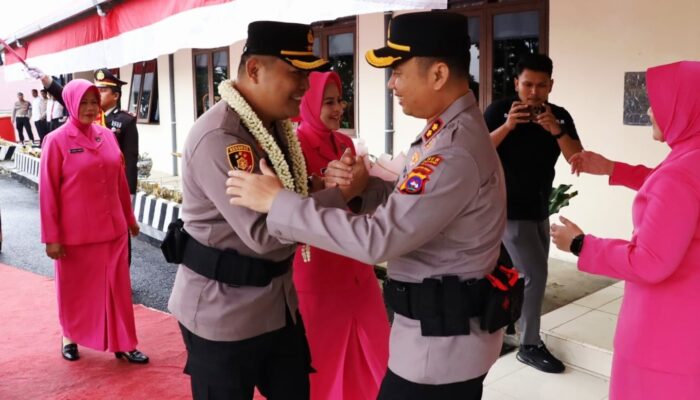 Sertijab Kapolres Solok Selatan: AKBP Andreanaldo Gantikan AKBP M.Faisal Perdana yang Promosi ke Semarang