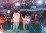 Toko Perlengkapan Sekolah di Pasar Pusat Dipadati Pembeli, Pembeli Mengeluh, Harga Baju Seragam Mahal Dibanding Tahun Lalu
