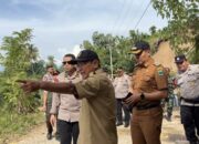 Pasca Bencana Pekan Lalu, Bupati dan Satgas PRR Tinjau Jalan Putus