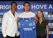 Ikuti Jejak Ayah, Anak Rio Ferdinand Tandatangani Kontrak Profesional Bersama Brighton & Hove Albion