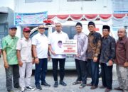 Andre Rosiade Serahkan Ambulans untuk Warga Nagari Kubang, Percepat Layanan Kesehatan