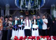 Santri Ponpes Bina Pewaris Nabi Balai Tangah Wisuda Tahfiz 30 Juz