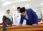 DPRD dan Pemkab Tanah Datar, Tandatangani Nota KUA dan PPAS TA 2027