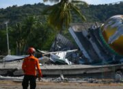 Gempa Magnitudo 7,7 di NTT, Korban Meninggal 68 Orang dan 213 Luka-Luka