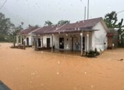 Hujan dengan Intensitas Tinggi kembali Rendam Perumahan Permata Utama Lubuk Minturun, Warga Desak Penanganan Banjir