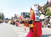 Pawai Alegoris Bukittinggi Meriah, 139 Barisan Tampilkan Kreativitas dan Budaya