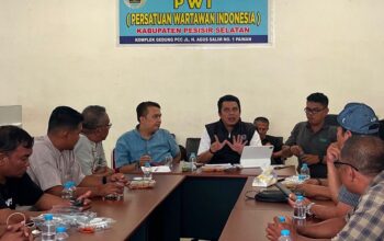 Robby Octora Romanza Sebut Pers Dituntut Profesional, Ormas Jalankan Fungsi Sesuai Aturan