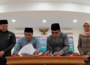 DPRD dan Pemkab Tanah Datar, Tandatangani Nota Kesepakatan KUA-PPAS Perubahan 2026