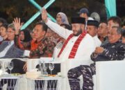 Ribuan Warga Padang Tumpah Ruah di Festival Telong-Telong