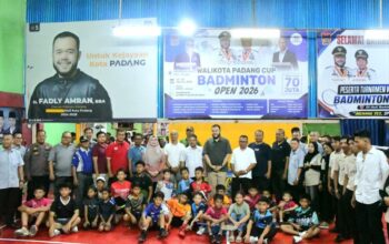 Wali Kota Padang Cup Badminton Open 2026 Bergulir, Perebutkan TotalHadiah Rp70 Juta