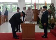 Bupati Lantik DR. Inoki Sebagai Direktur PDAM Tanahdatar