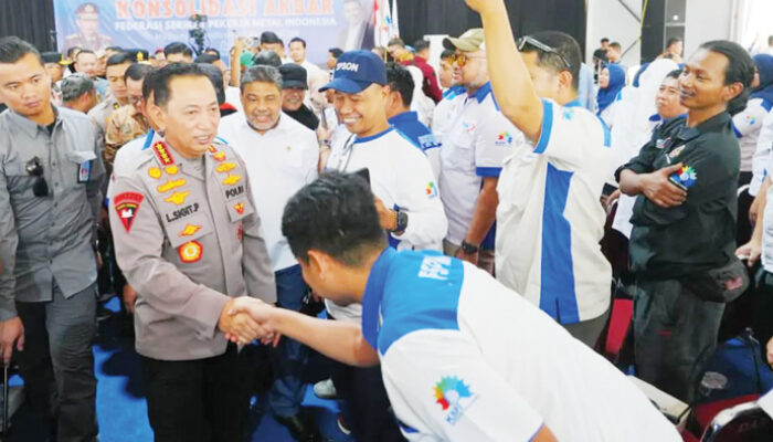 Kapolri Perintahkan Polisi Tindak Pungli dan Premanisme yang Ganggu Aktivitas Perusahaan