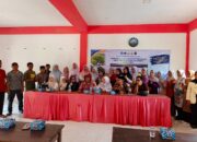 Program Pengabdian UNP Berdampak, Fakultas MIPA Terapkan POC Daun Kelor untuk Hidroponik di Sijunjung