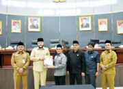 APBD Padang 2027 Capai Rp2,83 Triliun, DPRD Setujui Ranperda Pajak dan Retribusi