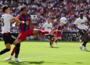 Barcelona Menggila di Mestalla, Valencia Dihajar 5-0! Yamal Cetak Brace